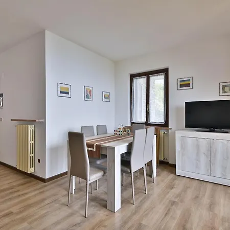 Casa Mamma Gisella - Theater * تينيالي